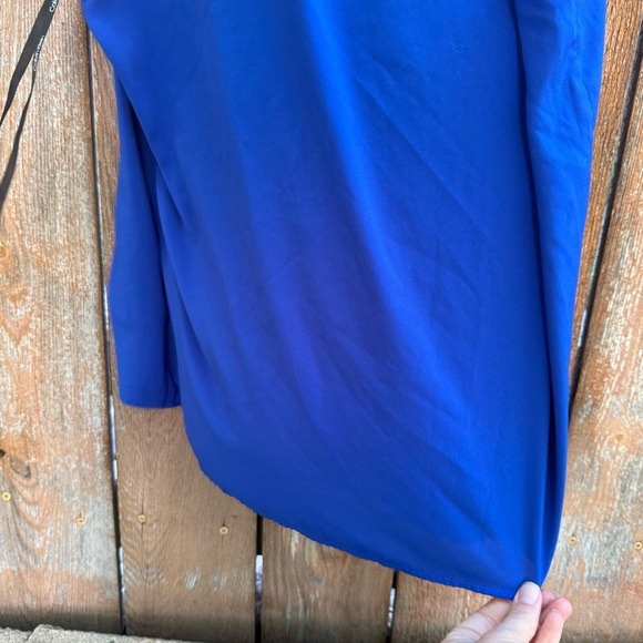 CALVIN KLEIN Women's Dark Blue Sleeveless Lightweight Top Blouse Size Medium - Picture 8 of 8